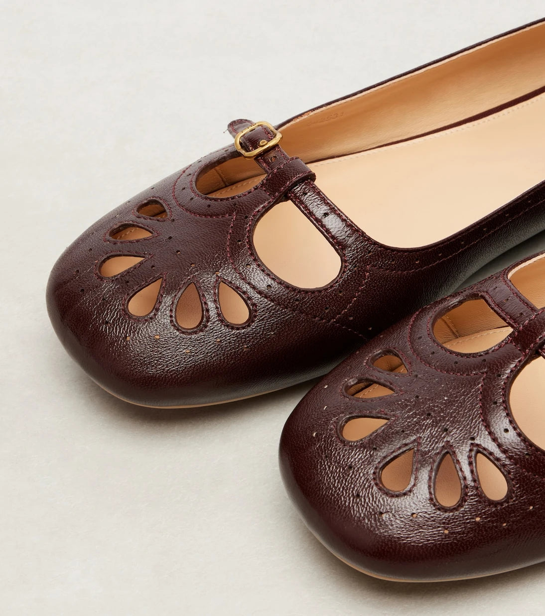 Chloé - Misty cutout leather ballet flats