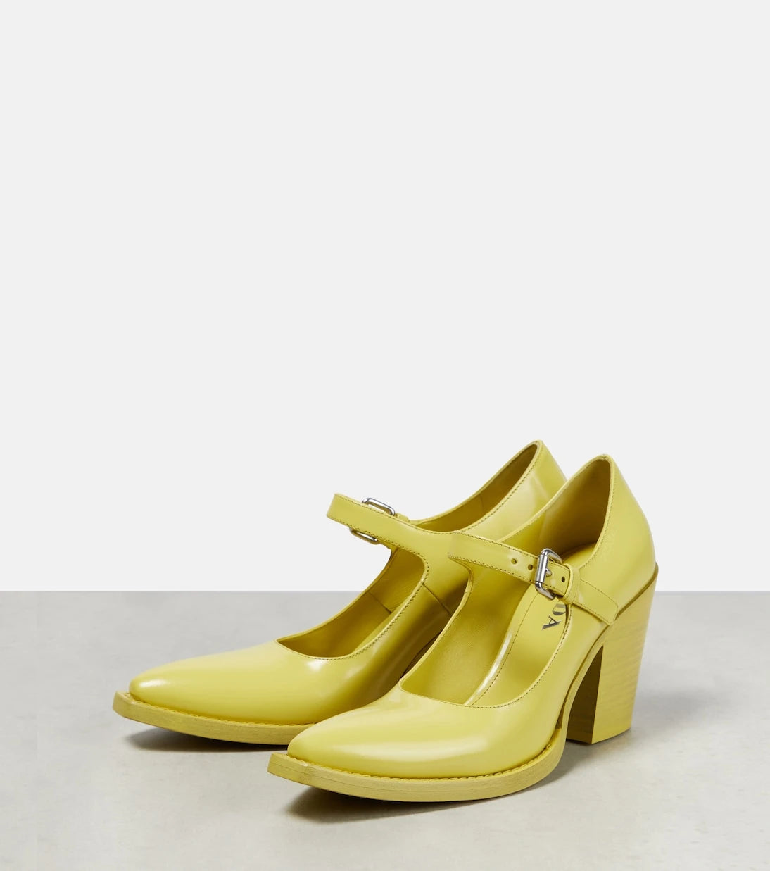 Prada - أحذية بكعب من جلد Cedro
