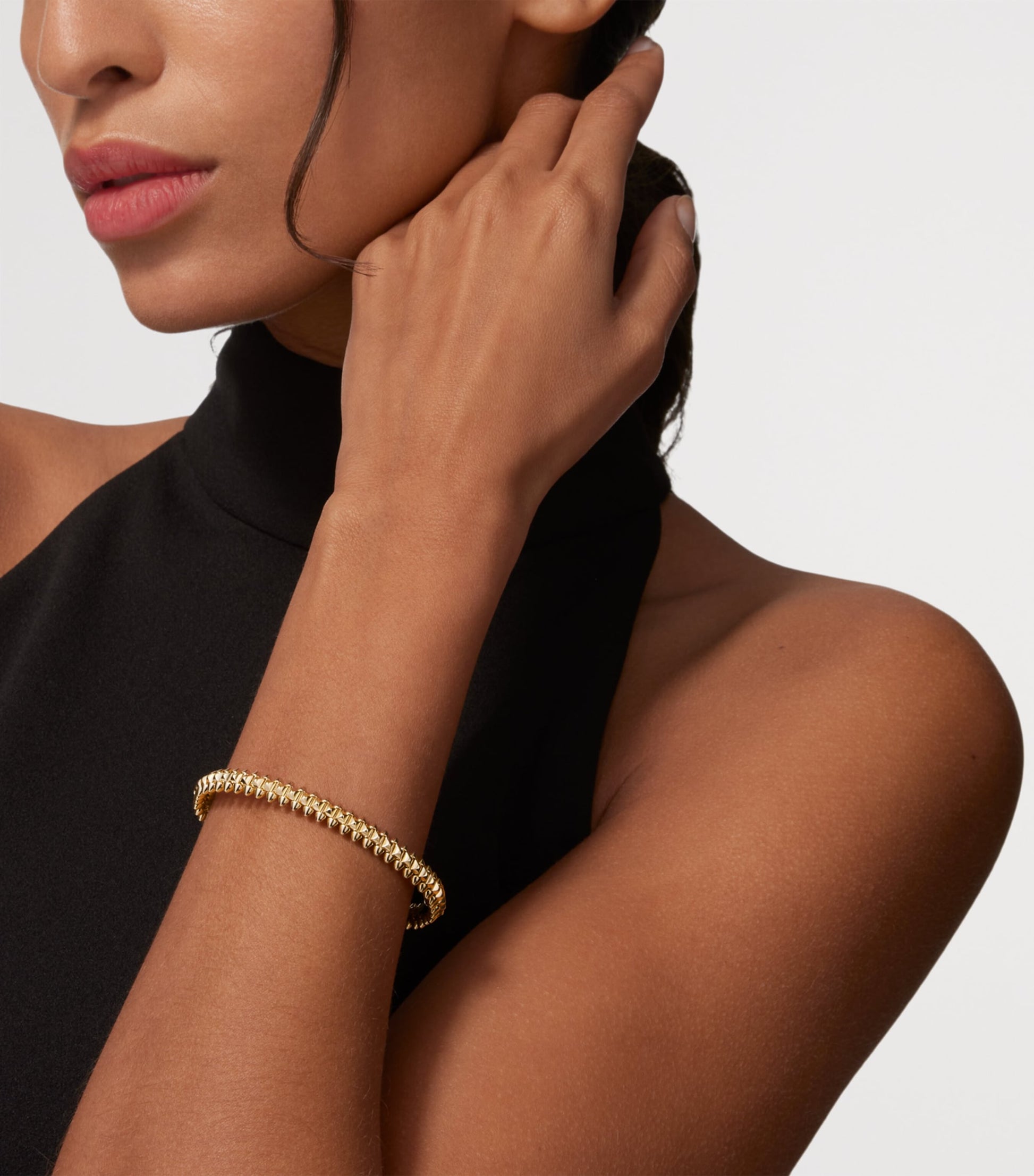 Small Yellow Gold Clash de Cartier Bracelet