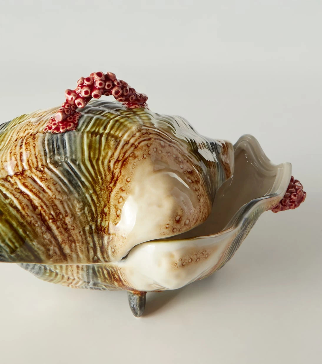 Bordallo Pinheiro - Oyster earthenware tureen