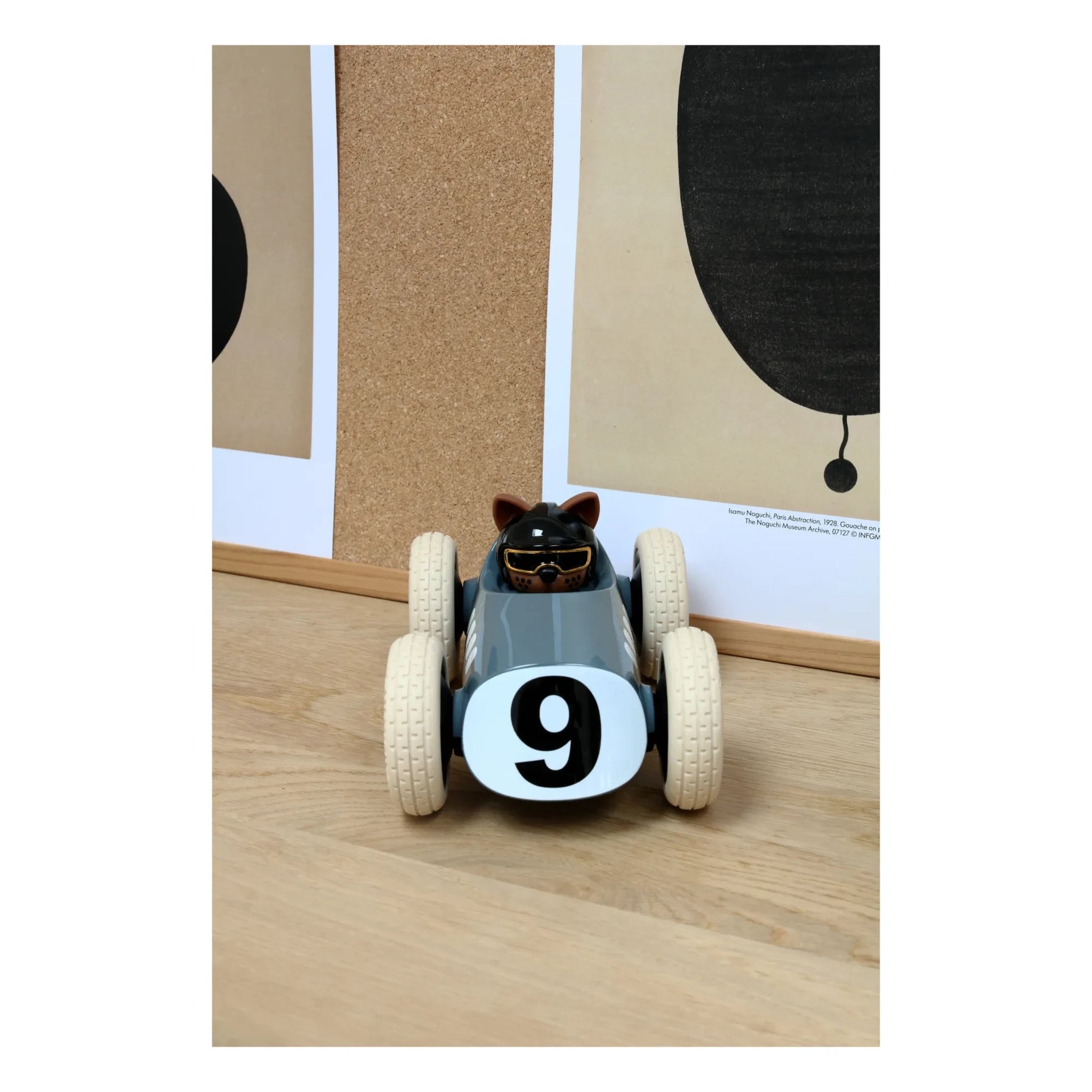 Playforever - Egg Karlos car | Grey