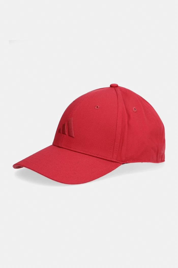 Памучна шапка с козирка adidas