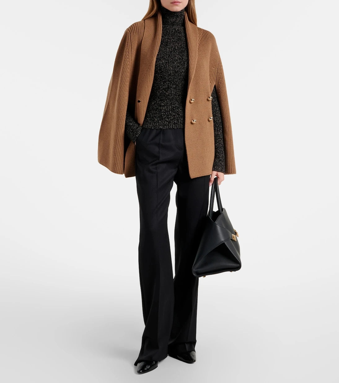 Max Mara - كاب أجينزيا من صوف الفيرجن بقصة صفين أزرار