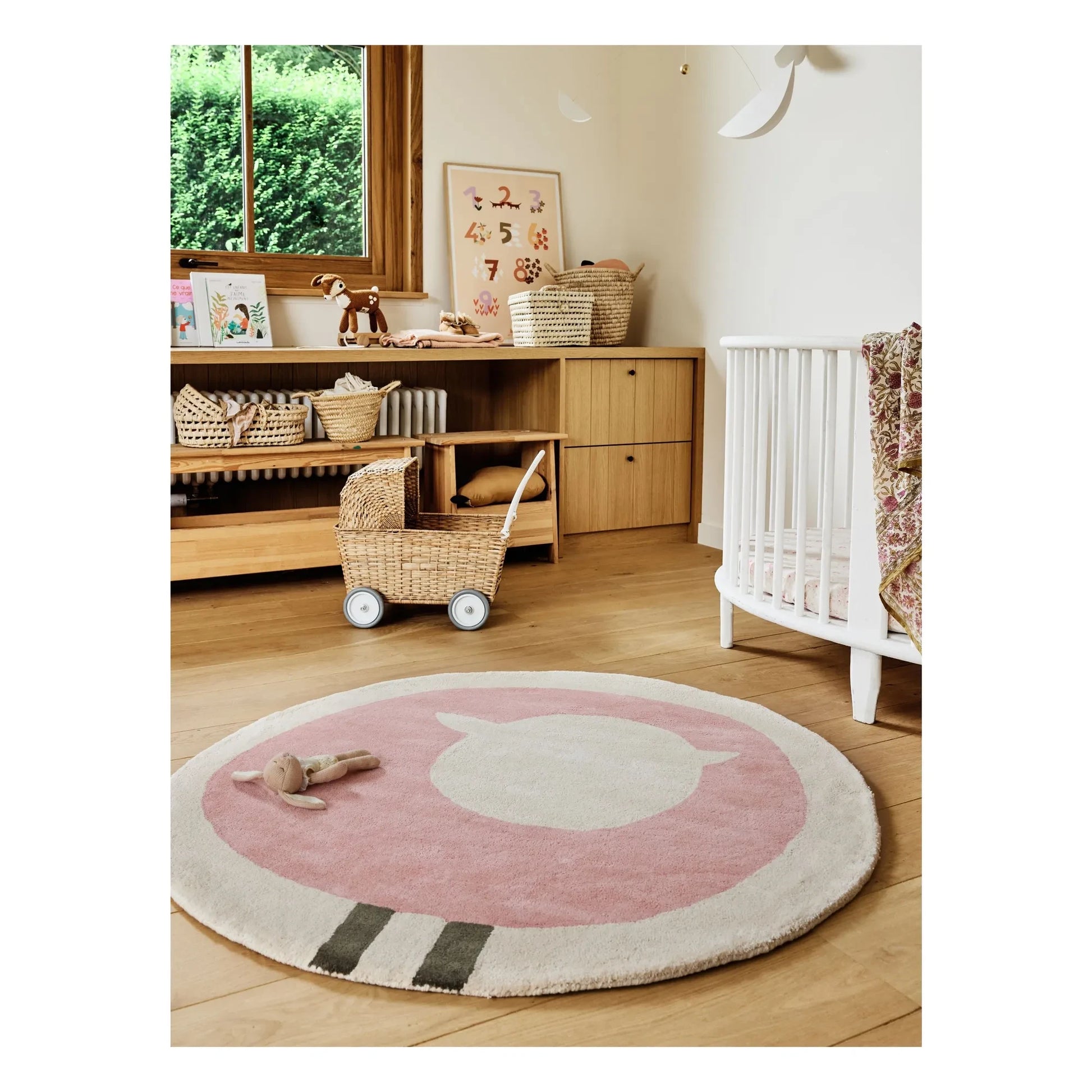 Bleuu-studio - Round Sheep rug | Pink