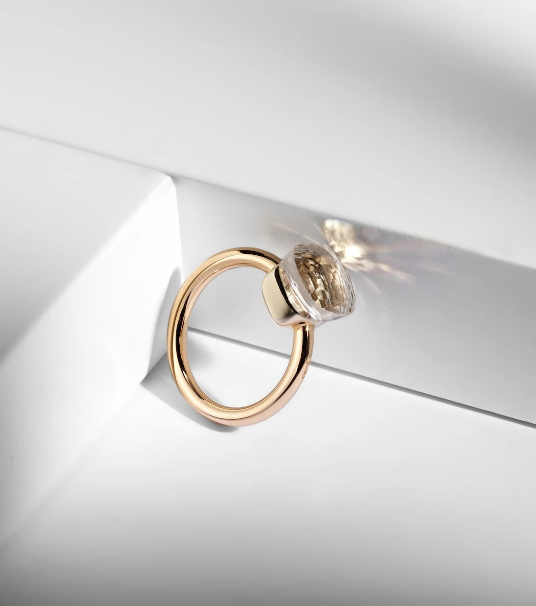 Pomellato - Nudo 18kt gold ring with topaz
