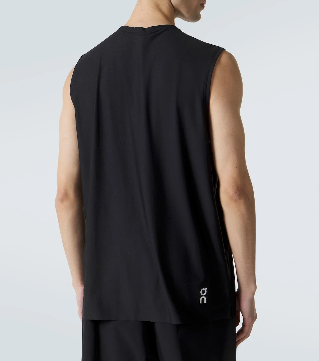 On - Technical tank top