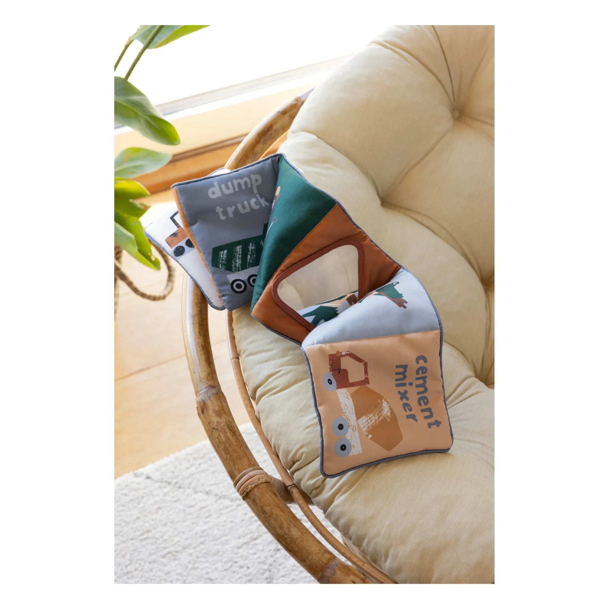Sebra - Builders soft toy book