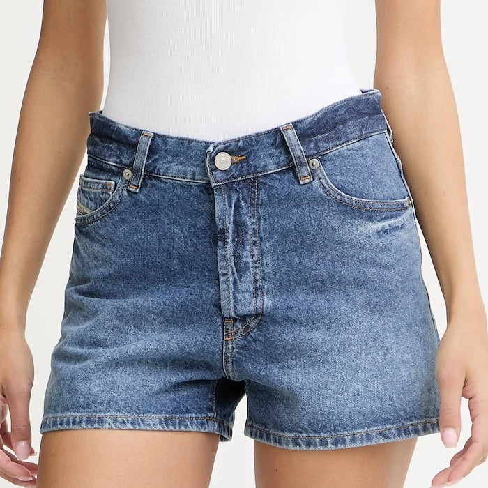 Diesel kadın denim kısa şort DE-HELIOS