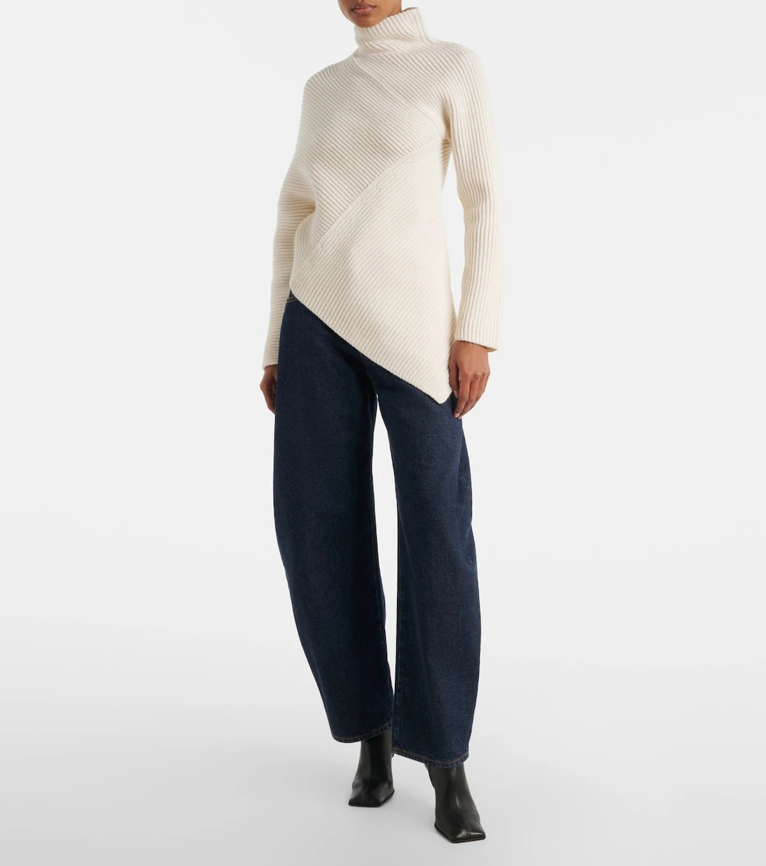 Alaïa - Asymmetric wool and cashmere sweater