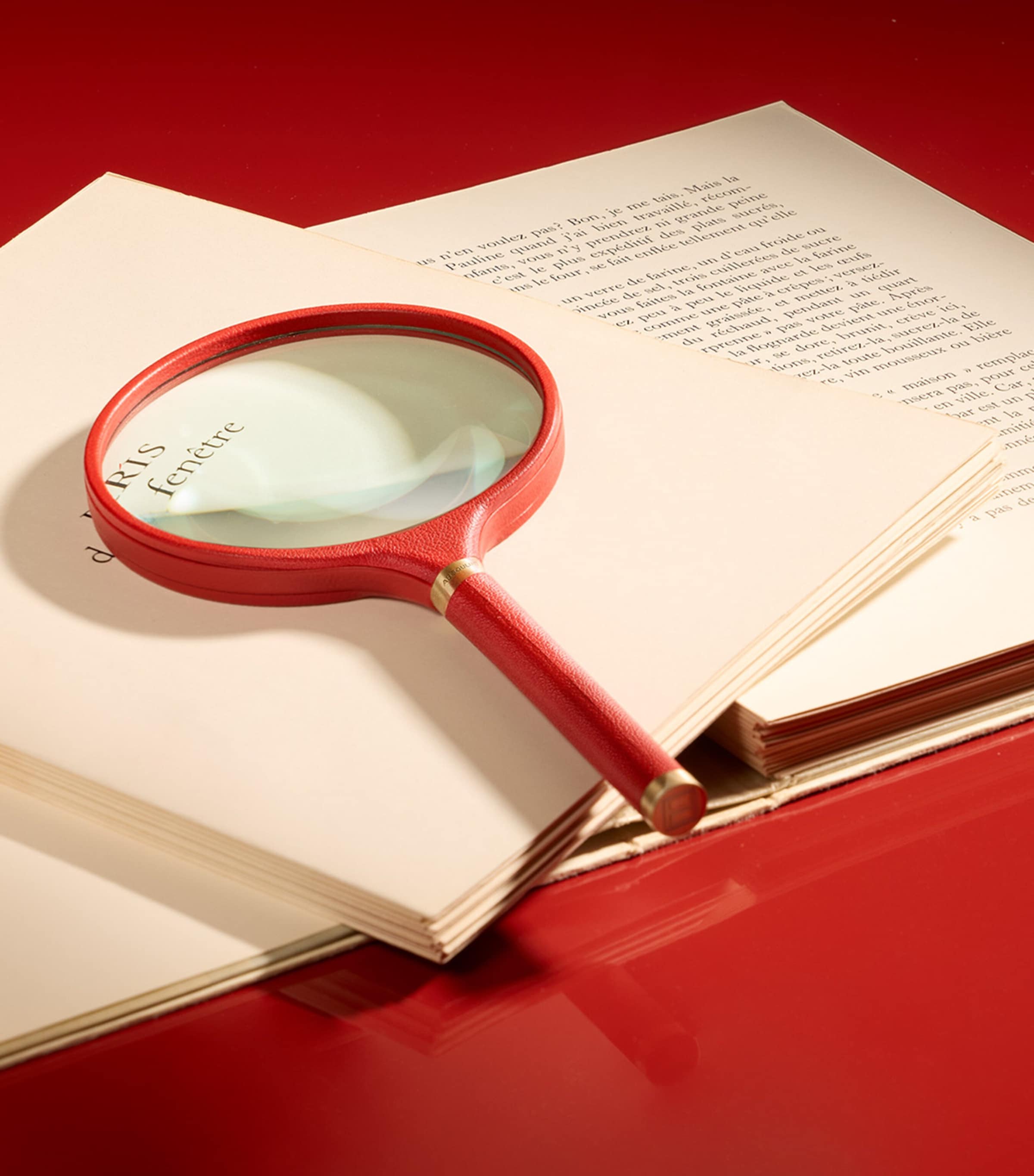 Leather Archival Magnifying Glass