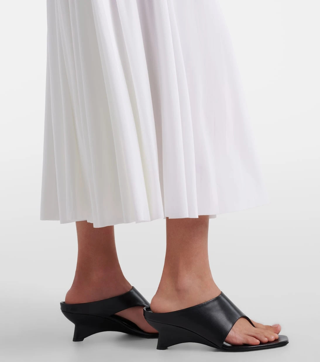 Norma Kamali - Belted oversized midi dress