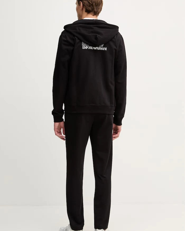 EA7 Emporio Armani erkek spor takımı