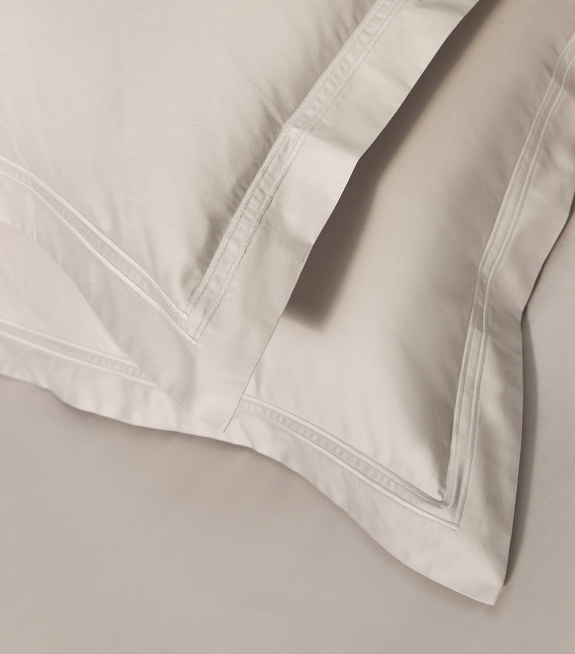 Brompton II Oxford Pillowcase Pair (50cm x 75cm)