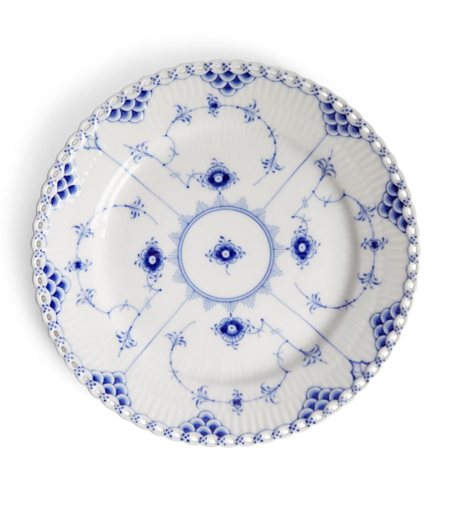 Blue Fluted Full Lace Plate (19cm)