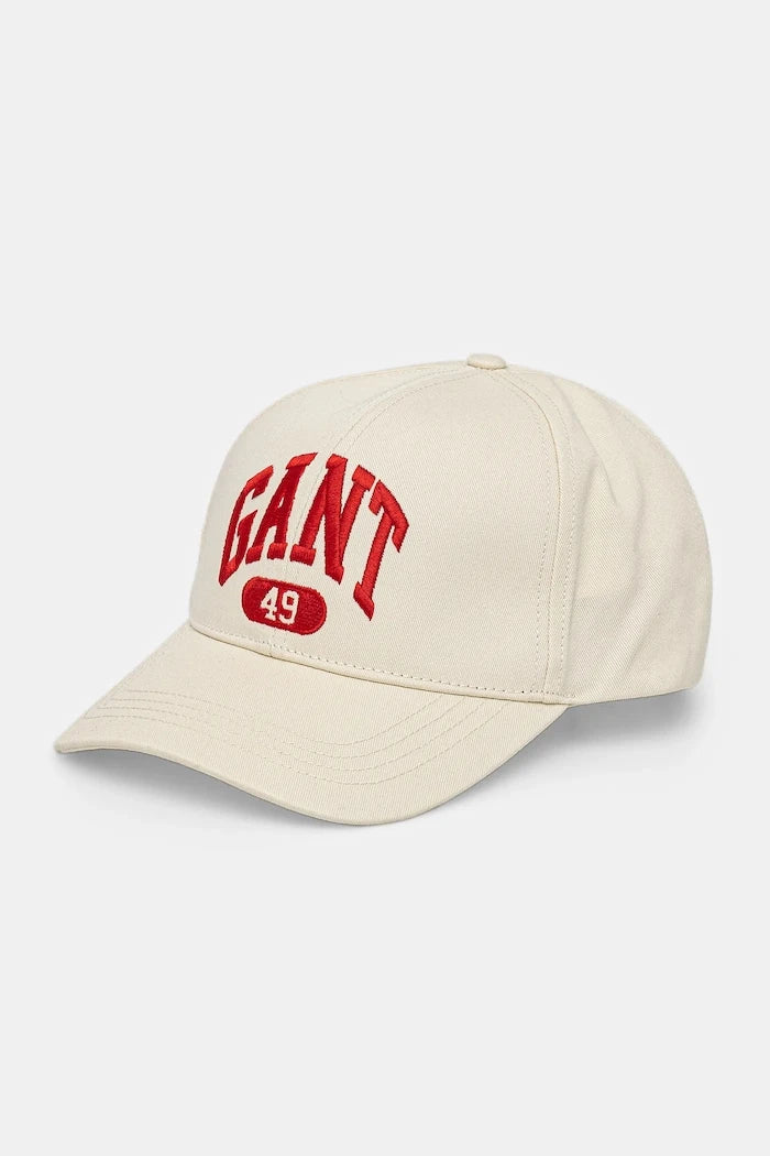 Шапка с козирка Gant