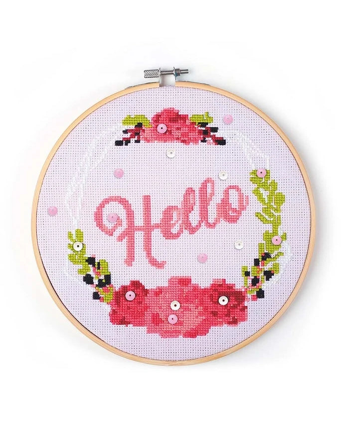 Комплект за бродиране Graine Creative Hello In Wood