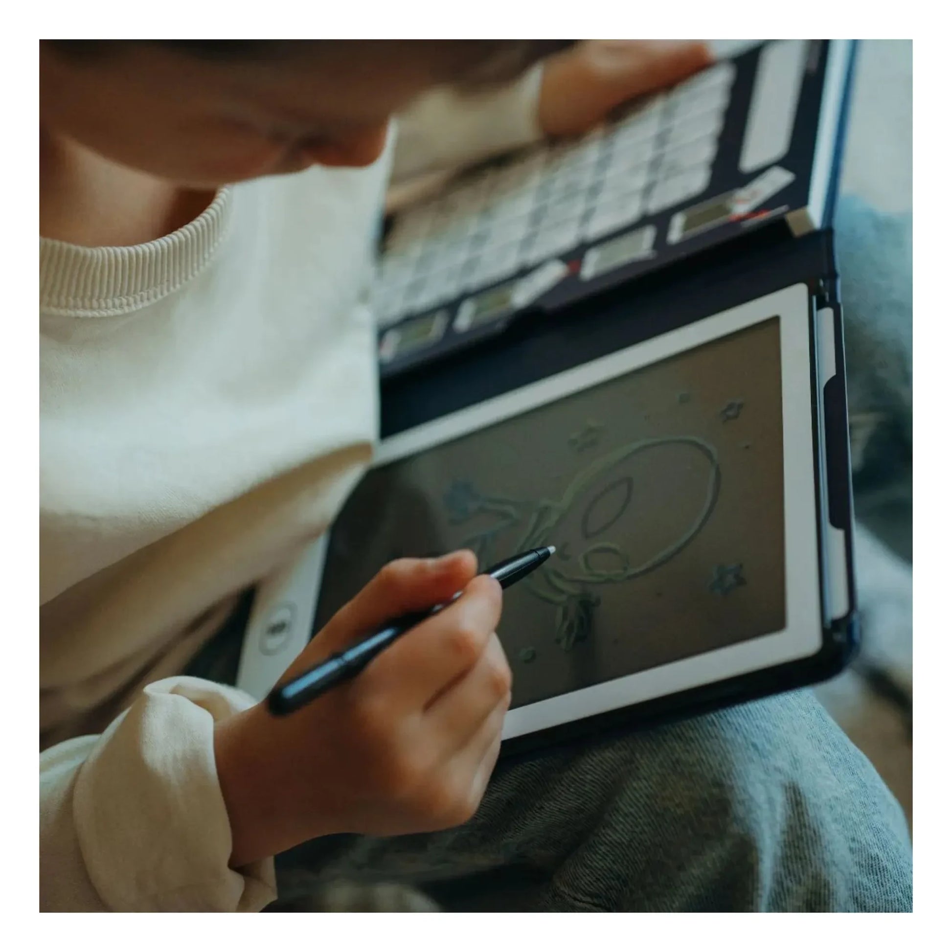 Kidywolf - Kidydraw Mini drawing board | Midnight blue