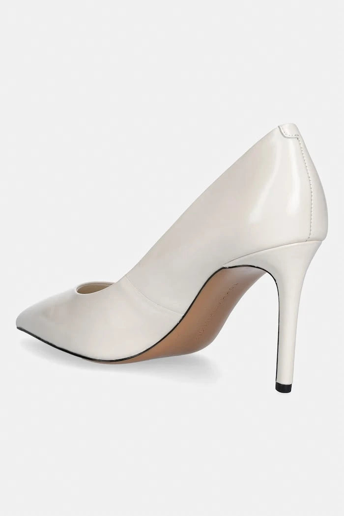 Tommy Hilfiger обувки с ток от кожа ESSENTIAL POINTED PUMP