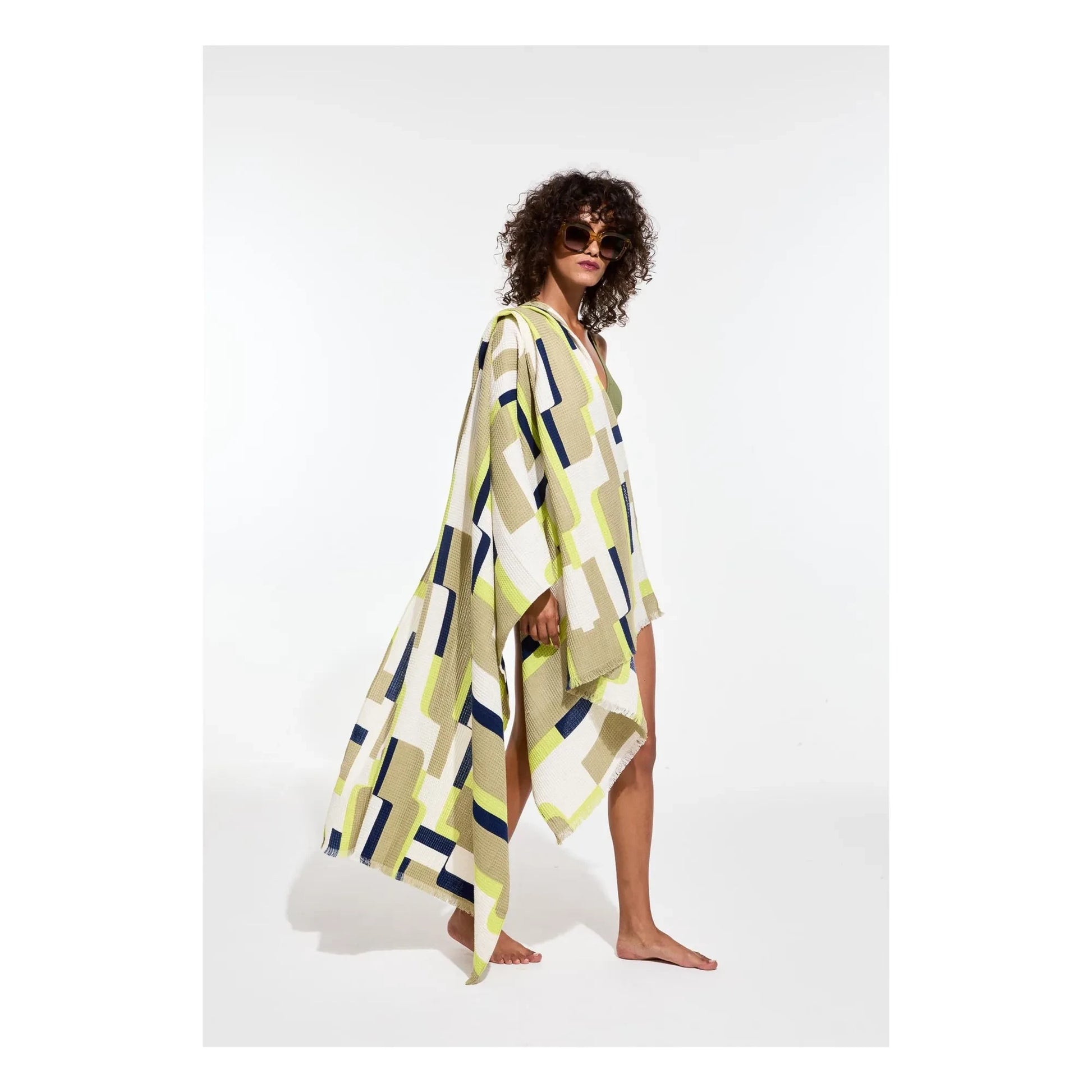 Mapoésie - Arum beach towel | Yellow