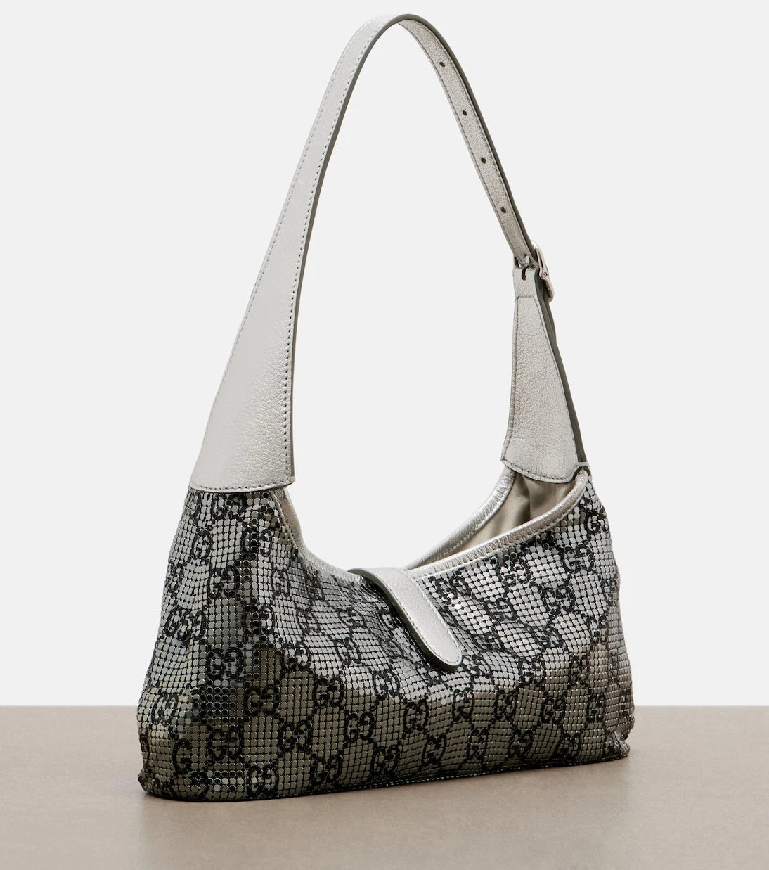 Gucci - Jackie Slim GG mesh shoulder bag