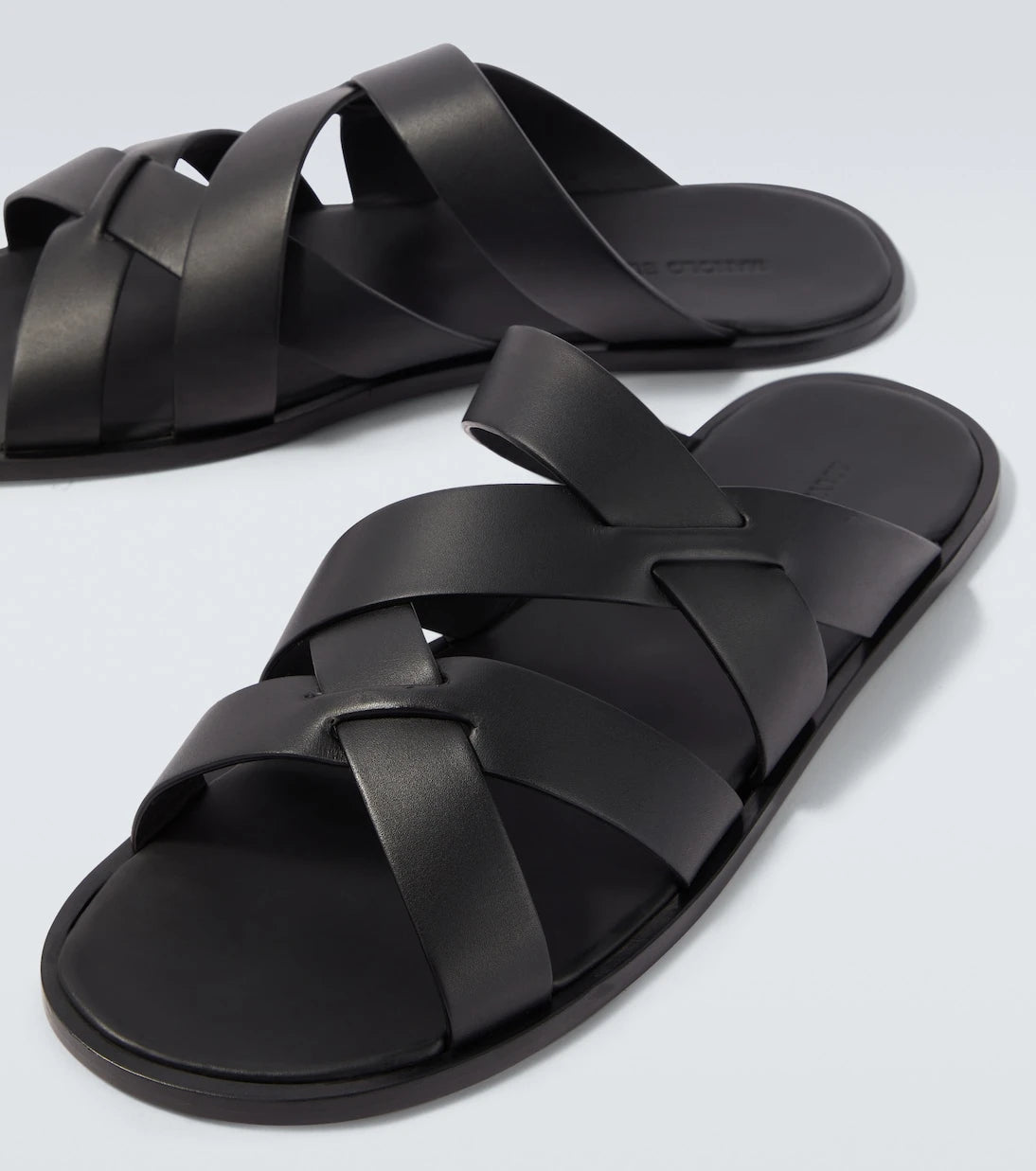 Manolo Blahnik - Marvin leather sandals