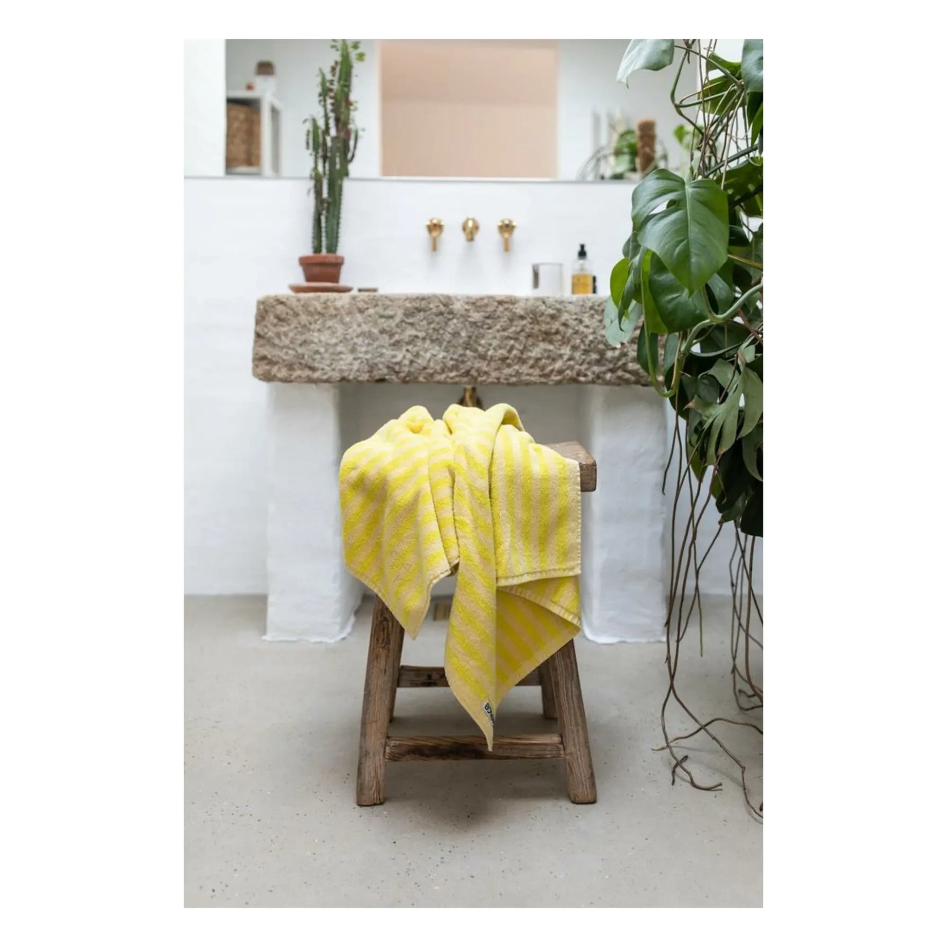 Bongusta - Naram bath towel | Yellow