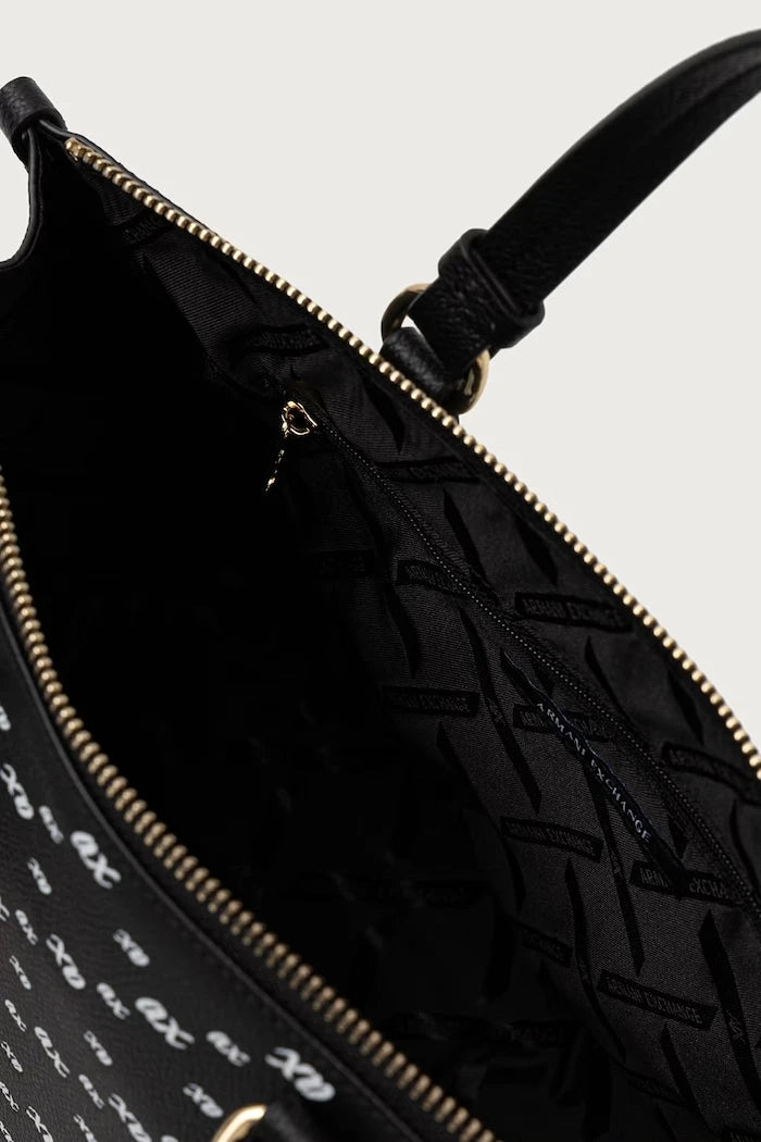 Armani Exchange kadın crossbody çanta
