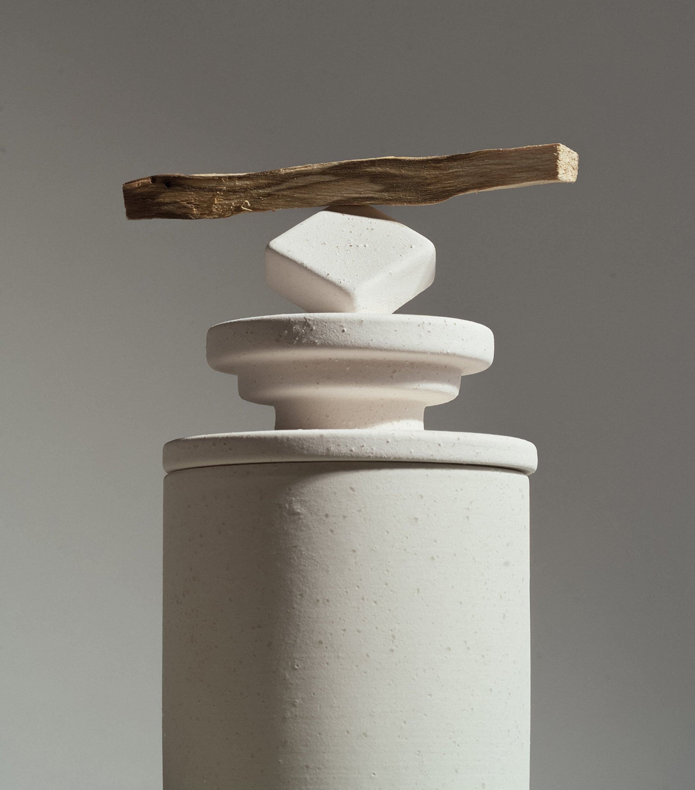 Olfactif Virgo Palo Santo Candle (240g)