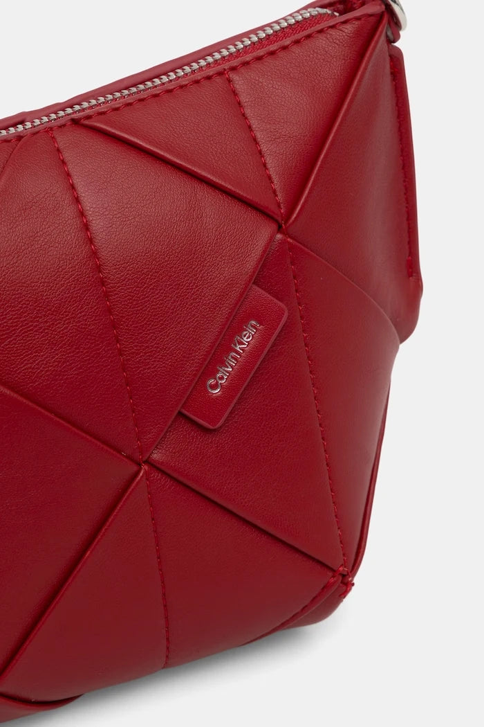 Calvin Klein kadın suni deri çapraz çanta