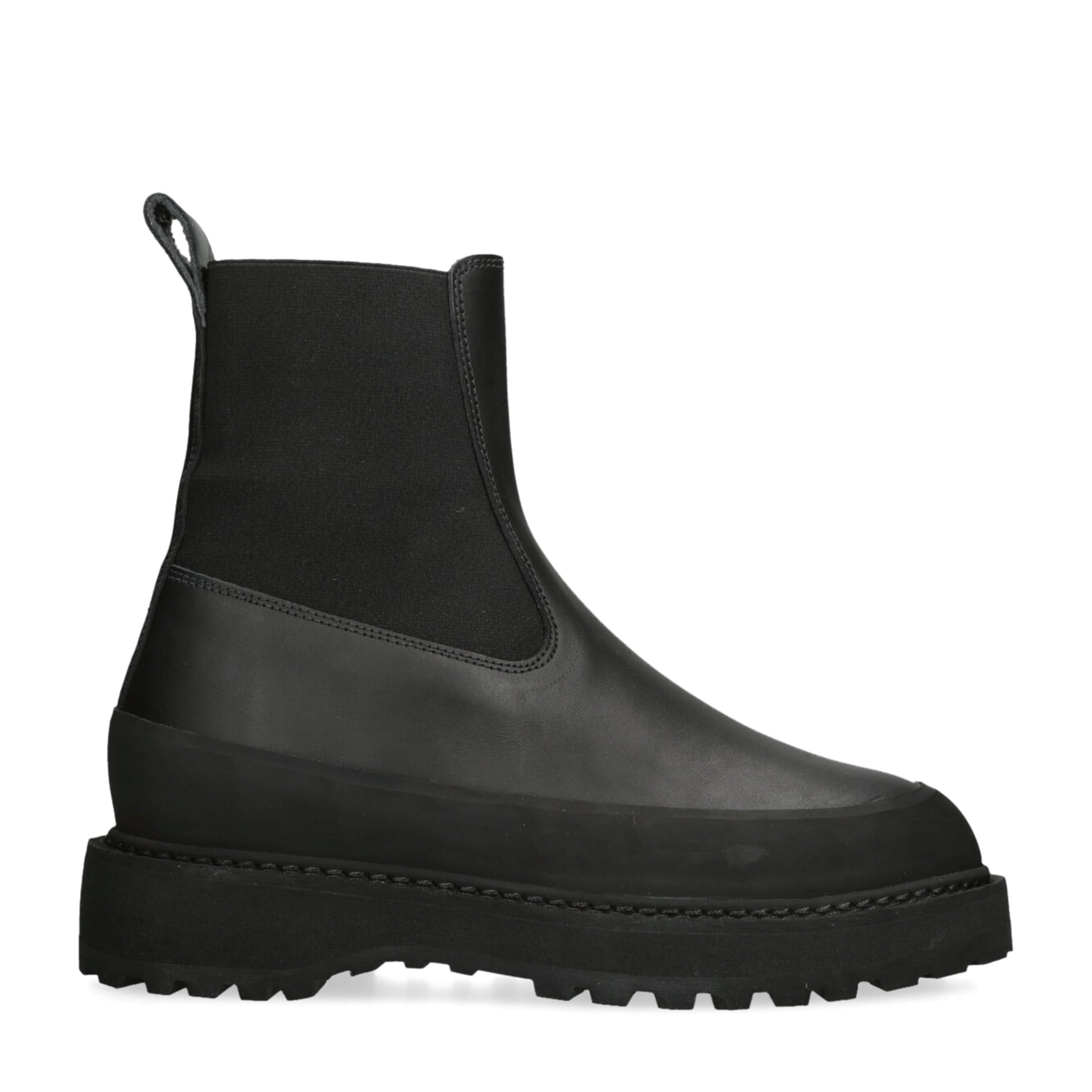 Le Monde Beryl Black Leather Dolomite Chelsea Boots 25