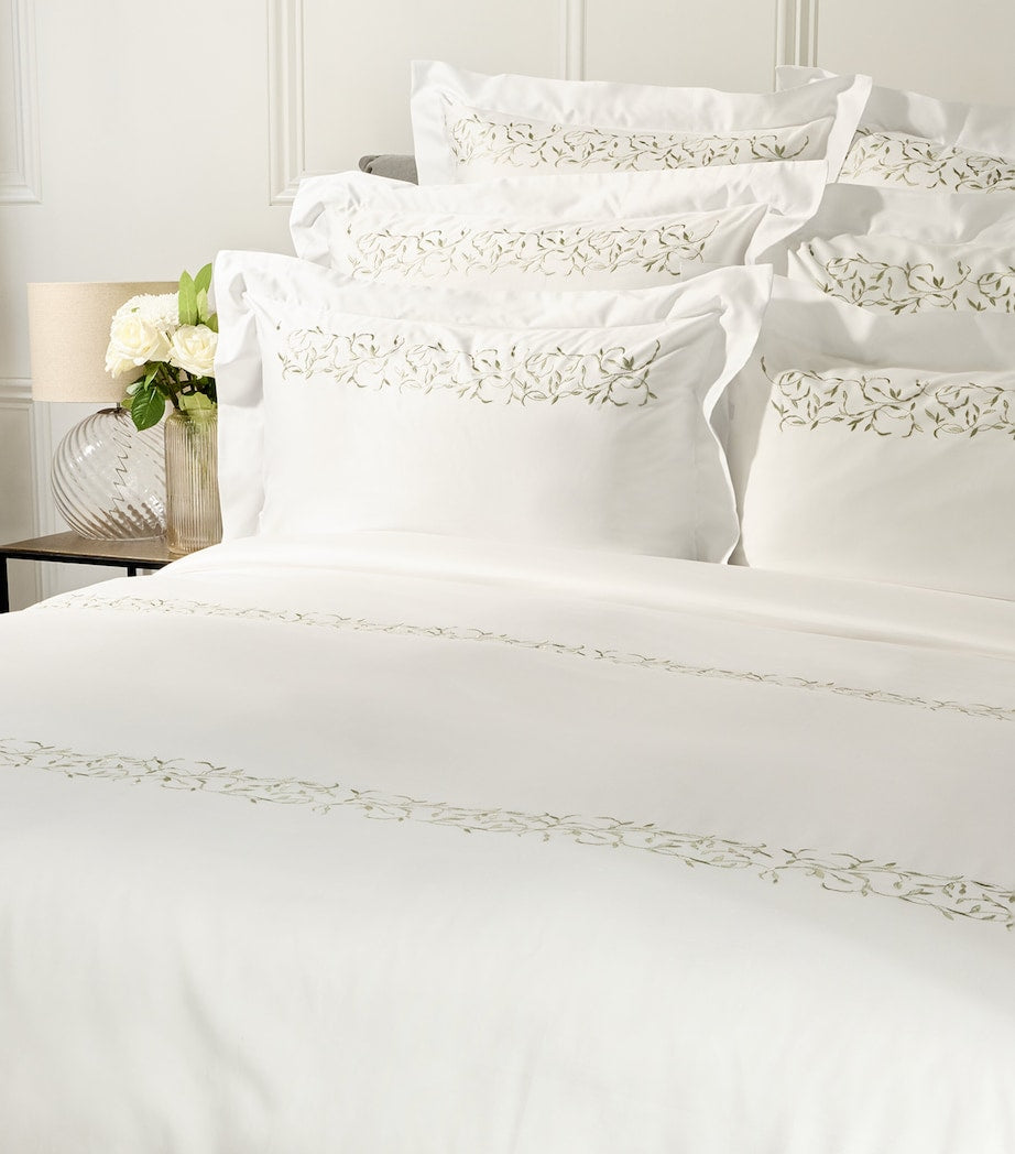 Tresco Embroidered King Flat Sheet (275cm x 275cm)