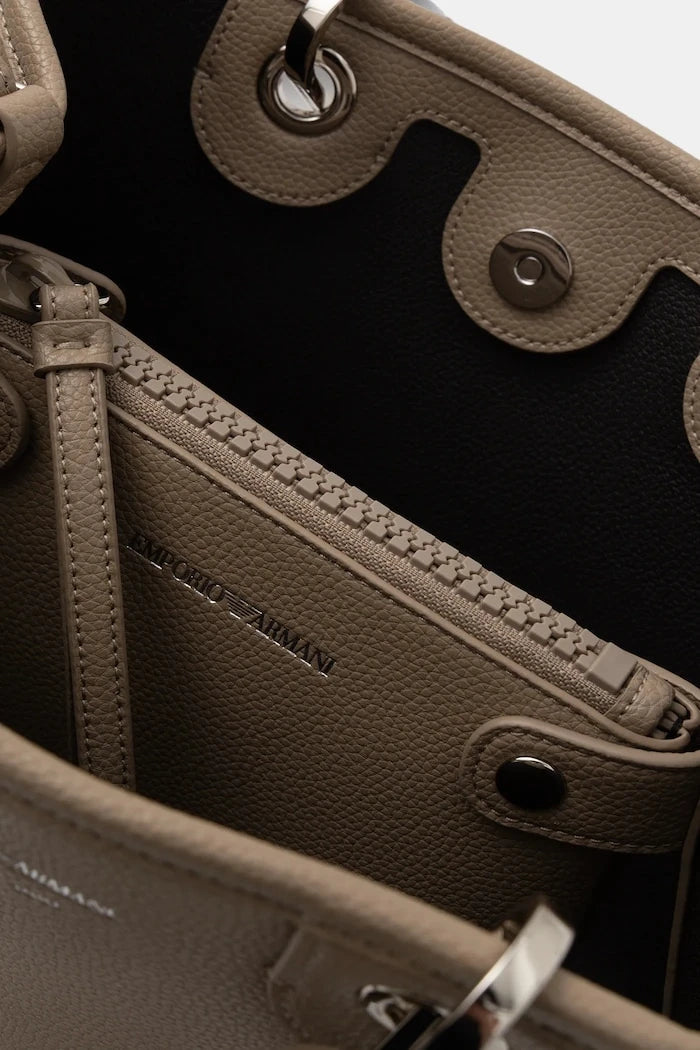 Emporio Armani kadın crossbody çanta
