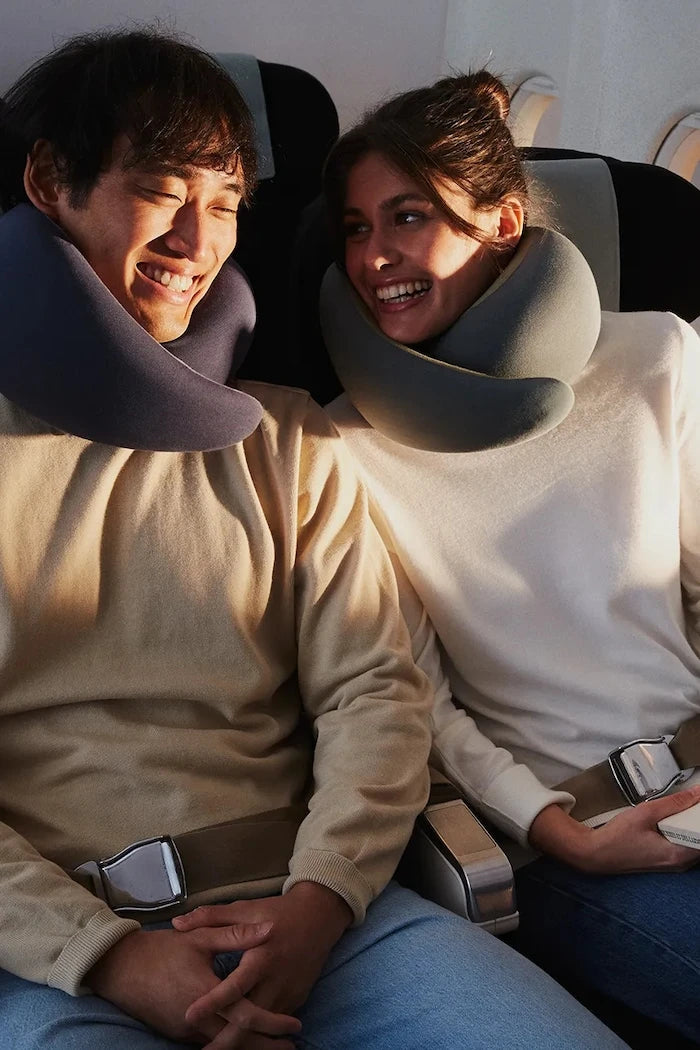 Възглавница за врат Ostrichpillow Go Night Walk