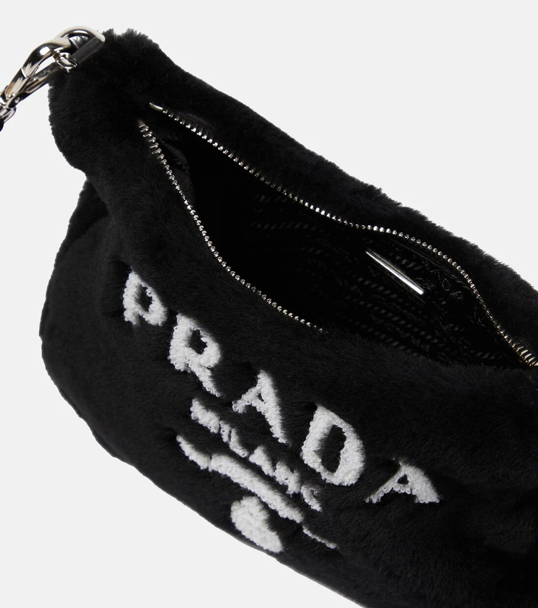 Prada - حقيبة كتف صغيرة Re-Edition 2005