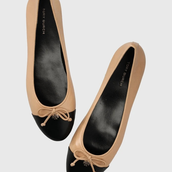 Кожени балеринки Tory Burch CAP-TOE BALLET