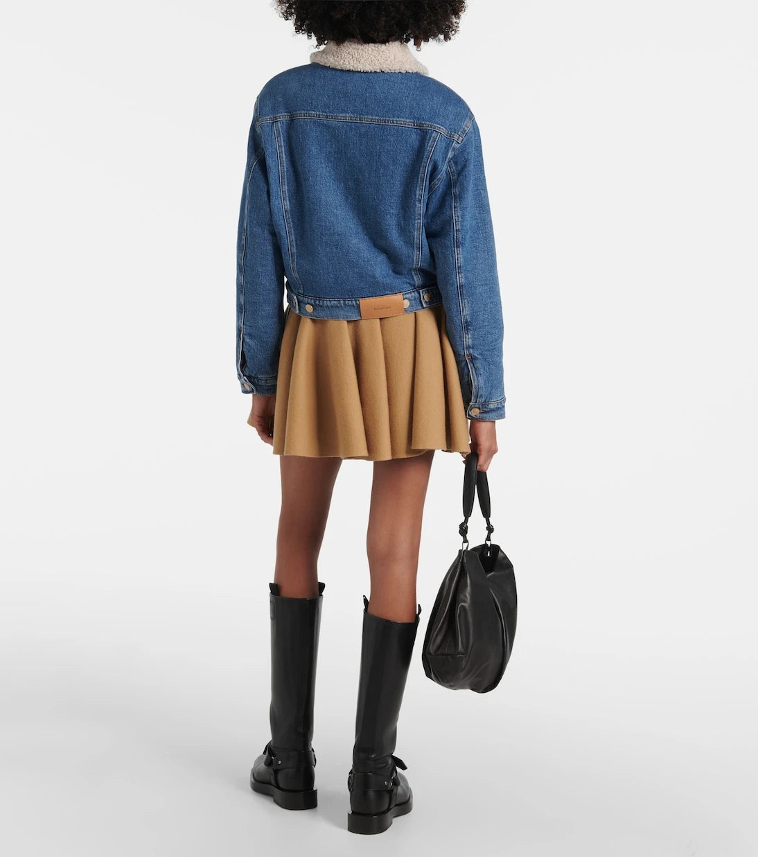 7 For All Mankind - جاكيت دنيم تيدي بقصة ضيقة