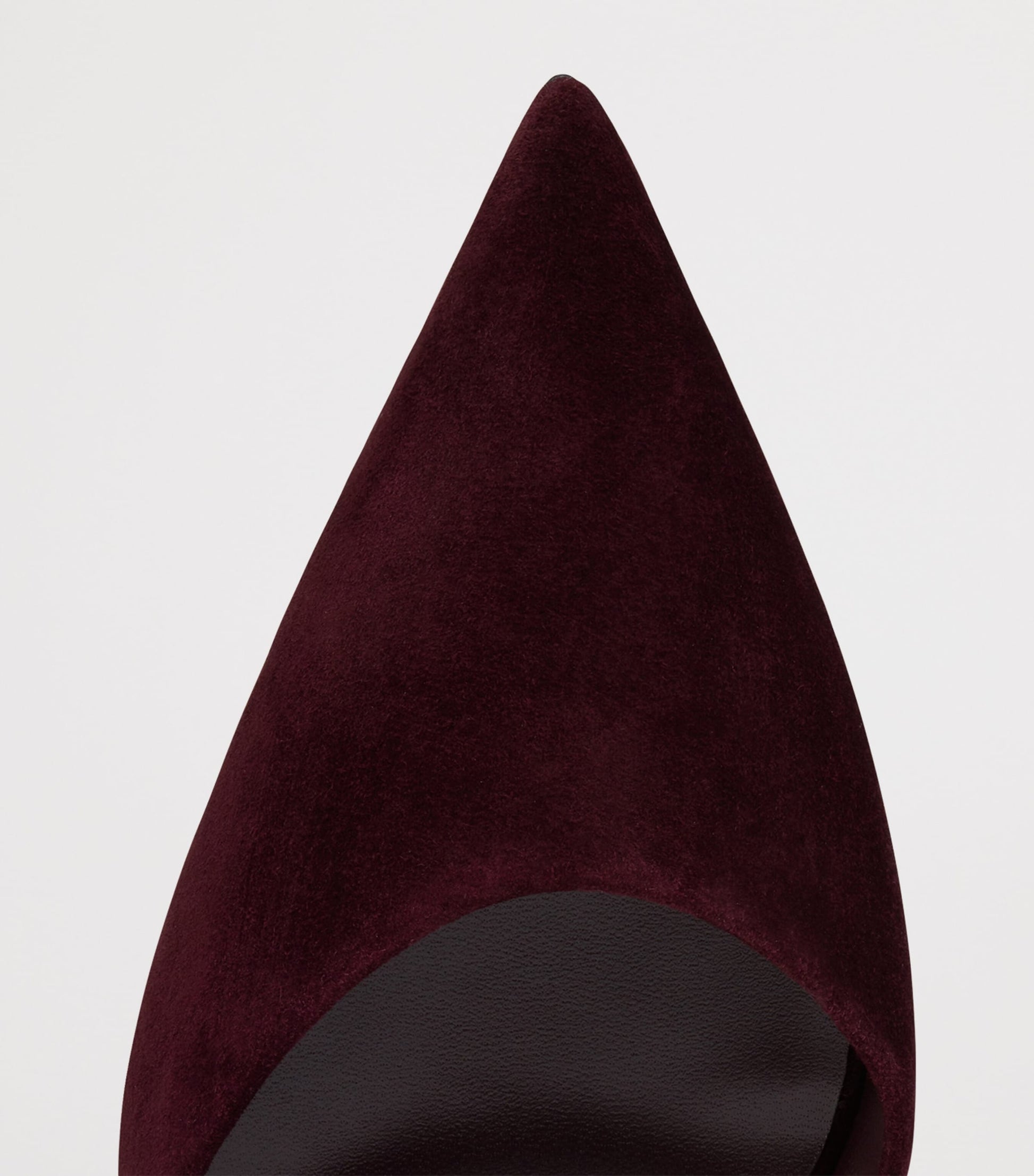 Condora Riviera Suede Pumps 85