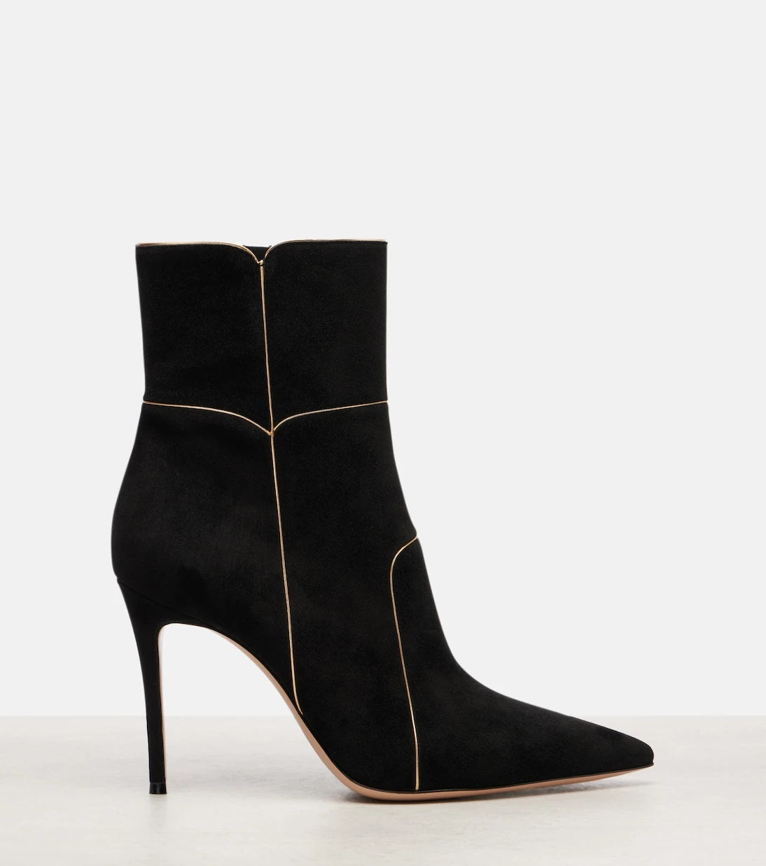 Gianvito Rossi - 95 suede ankle boots