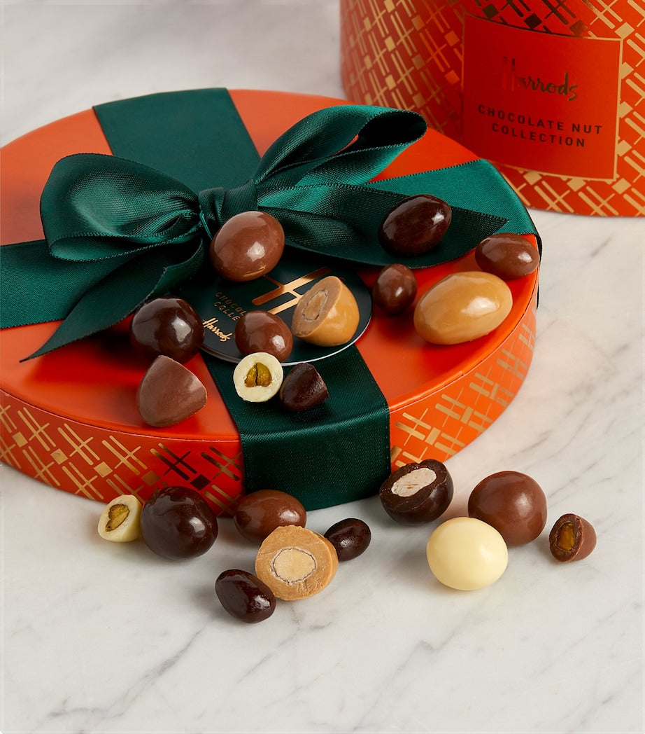 Chocolate Nut Selection (950g)