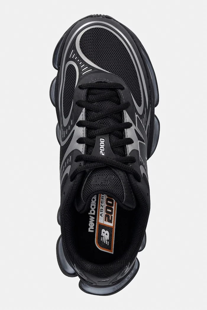 New Balance 2000 маратонки