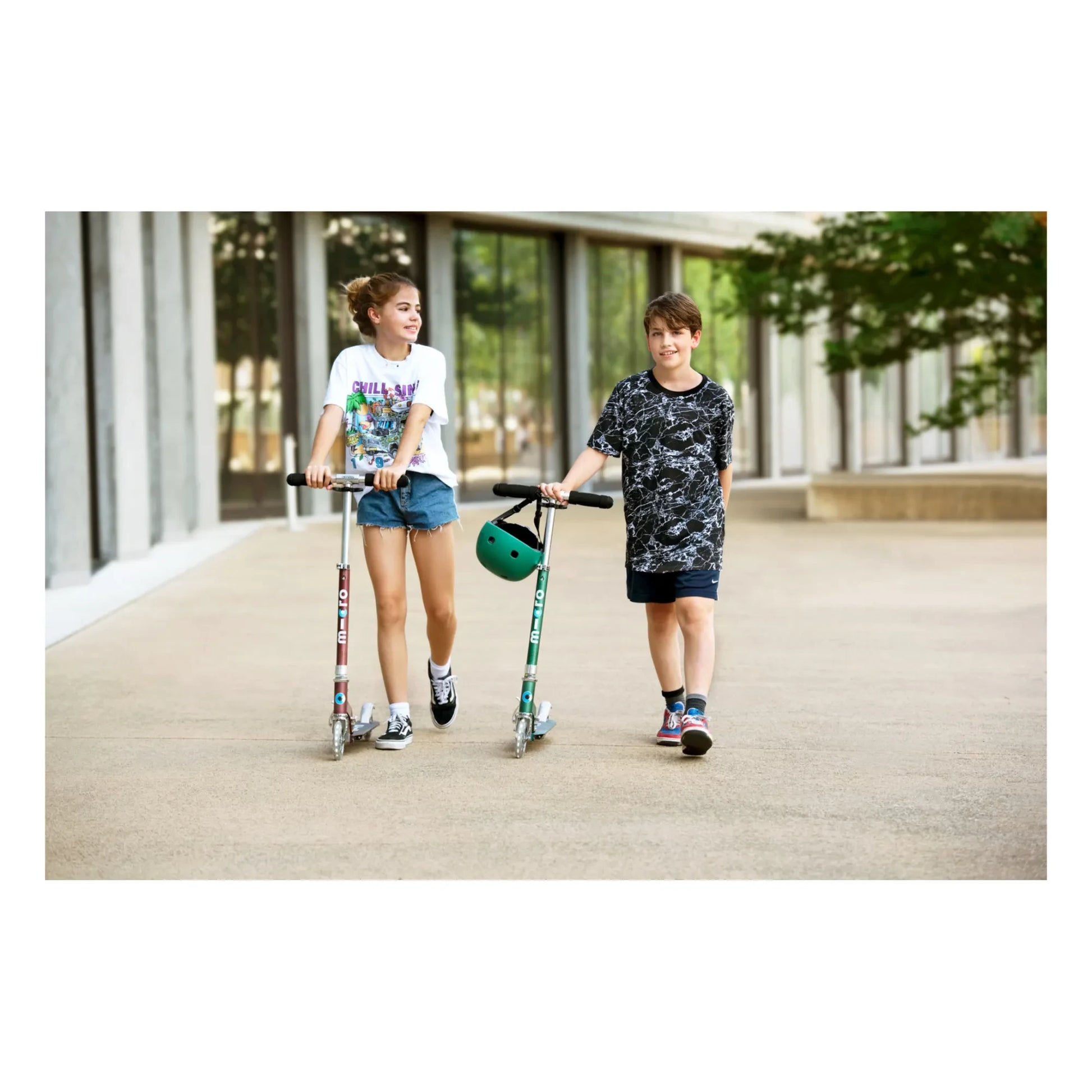Micro - Sprite LED scooter | Chrome green