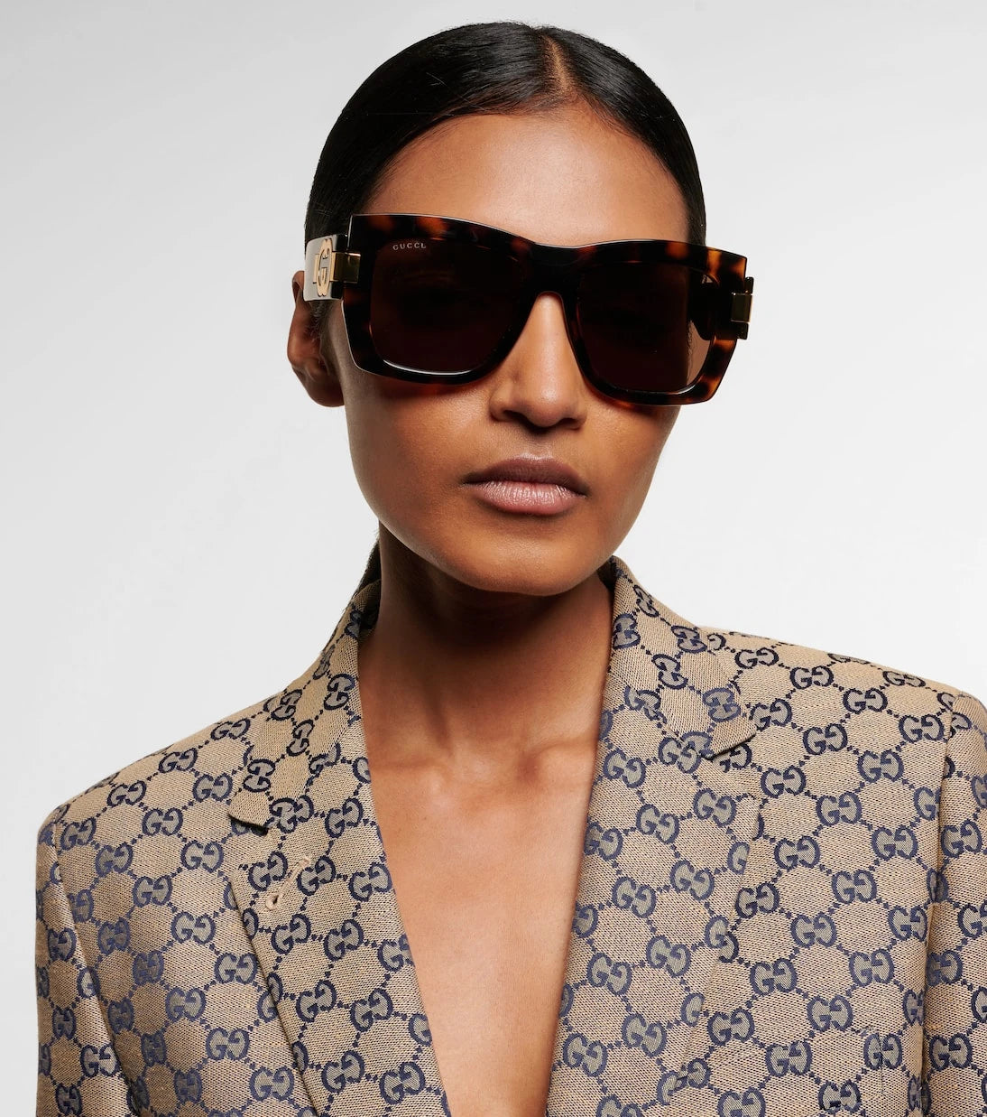 Gucci - نظارة شمسية مربعة بعدسة Interlocking G