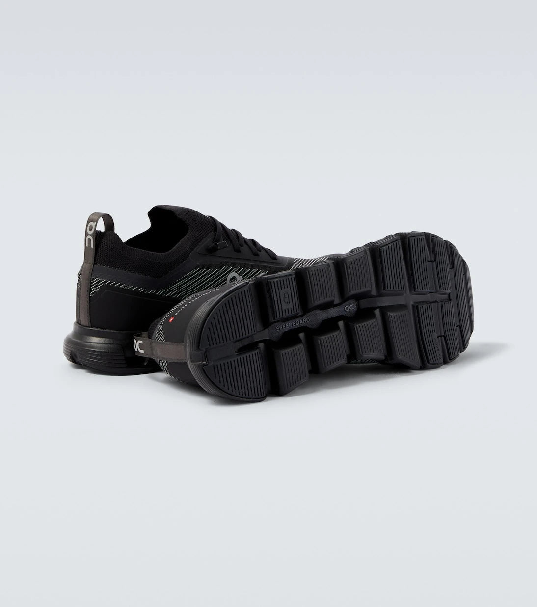 On - Cloud 6 Versa running shoes