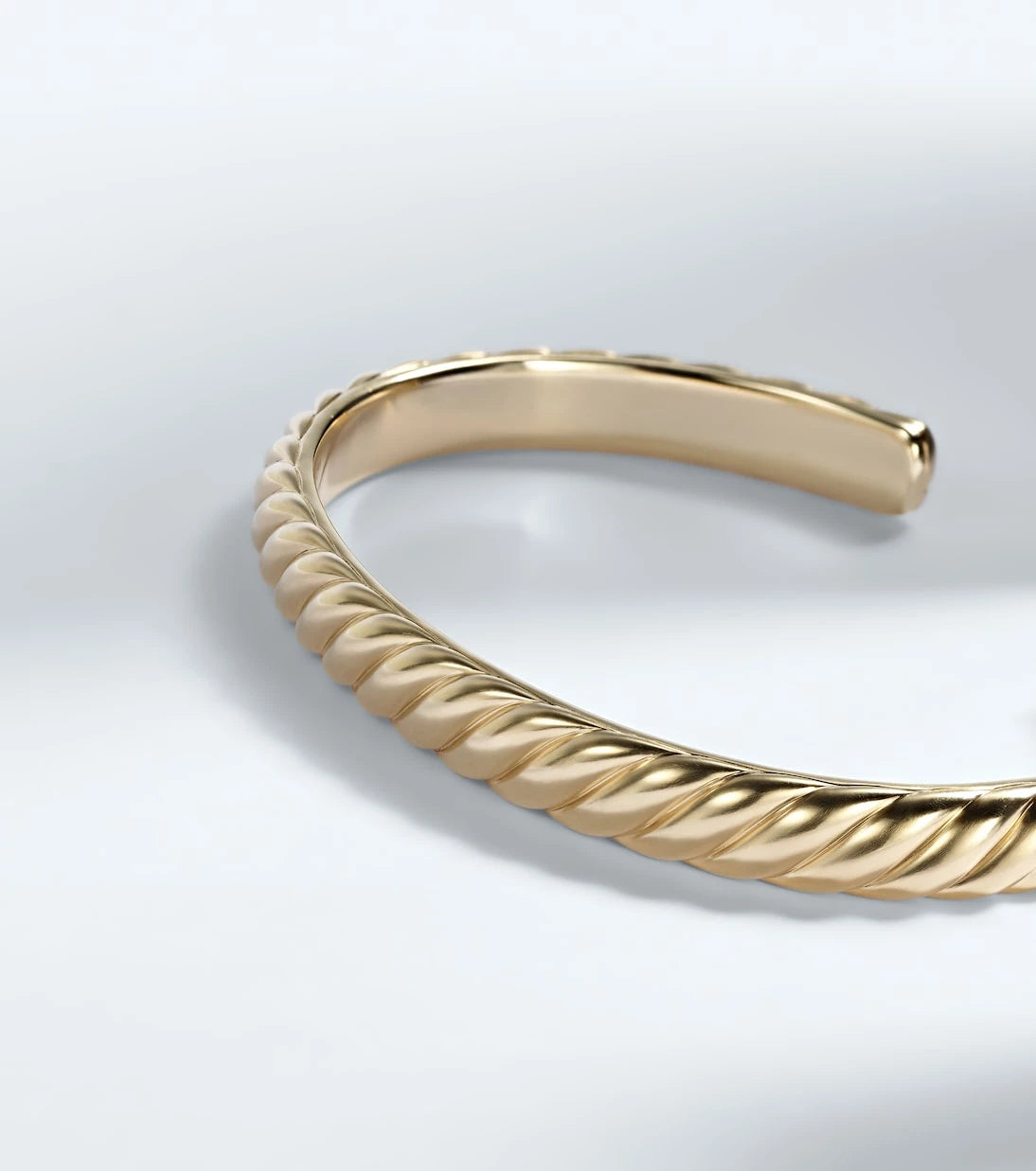 David Yurman - Sculpted Cable 18kt gold cuff bracelet