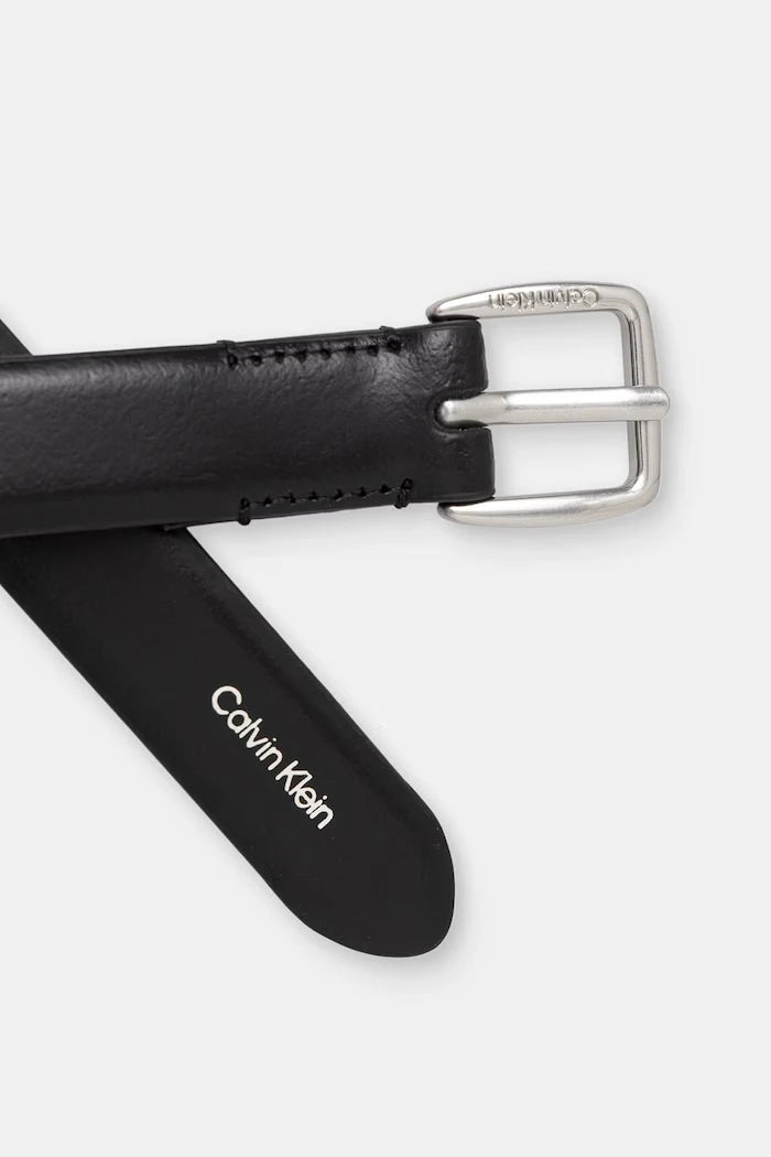 Calvin Klein kadın deri kemer