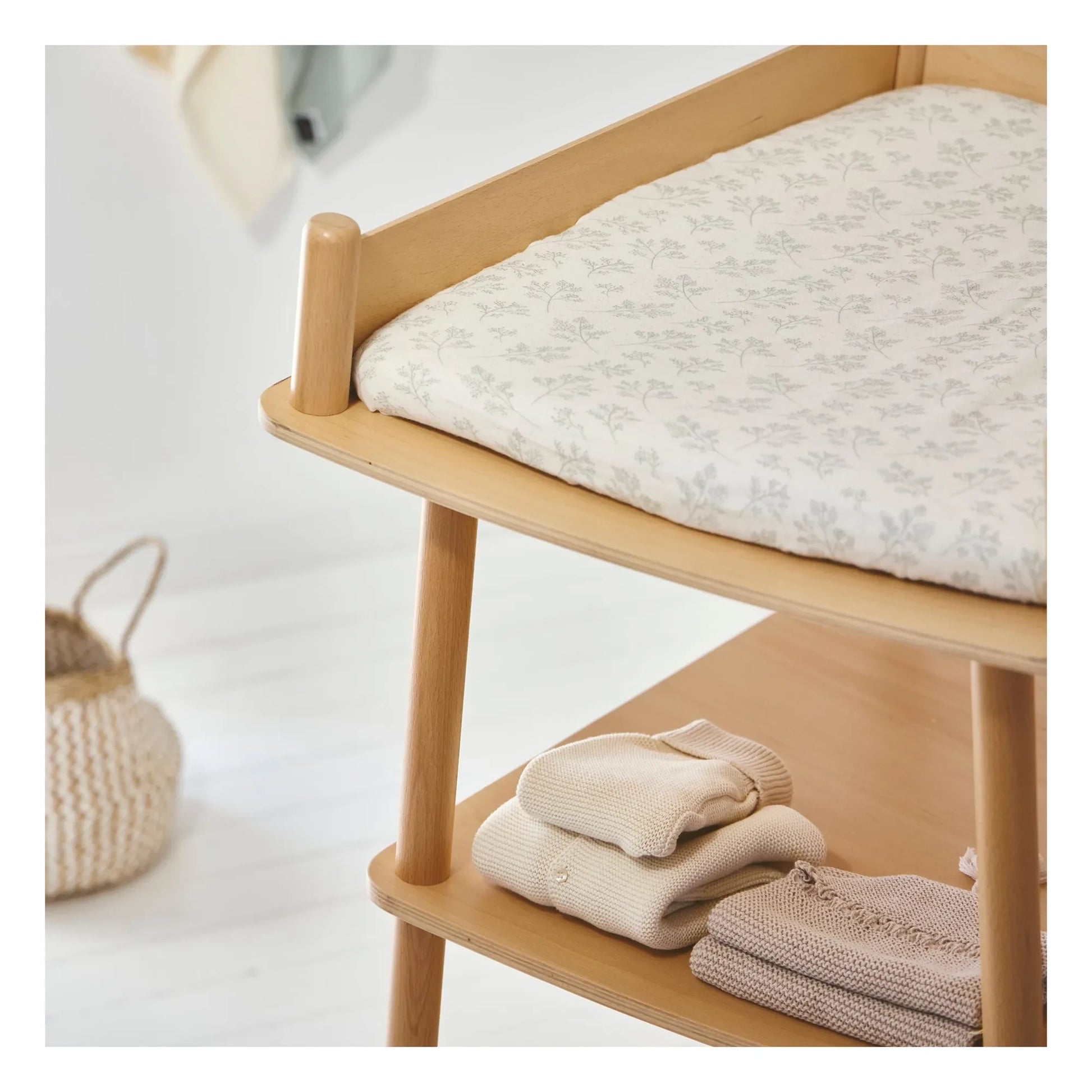 Charlie Crane - Pago changing table with mattress | Beech