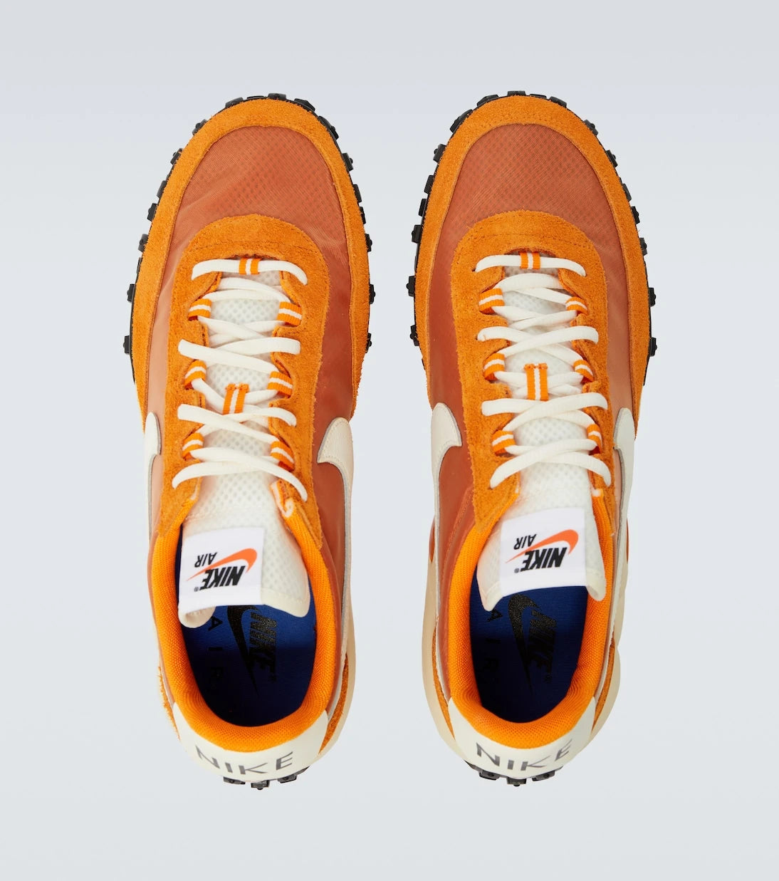 Nike - حذاء سنيكرز Air Max Waffle بحواف من الشمواه