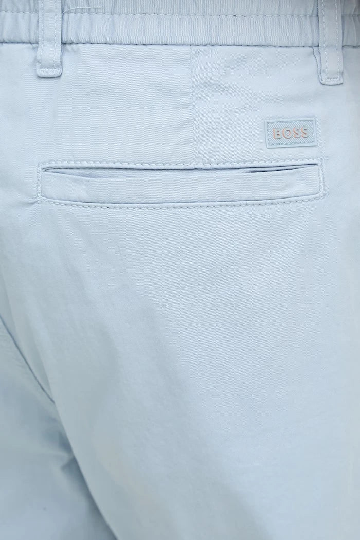 BOSS Orange pamuk ve elastan karışımlı erkek chino şort