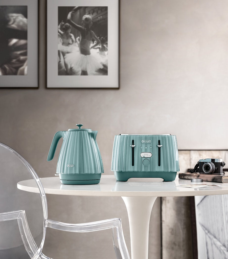 Ballerina 4-Slot Toaster