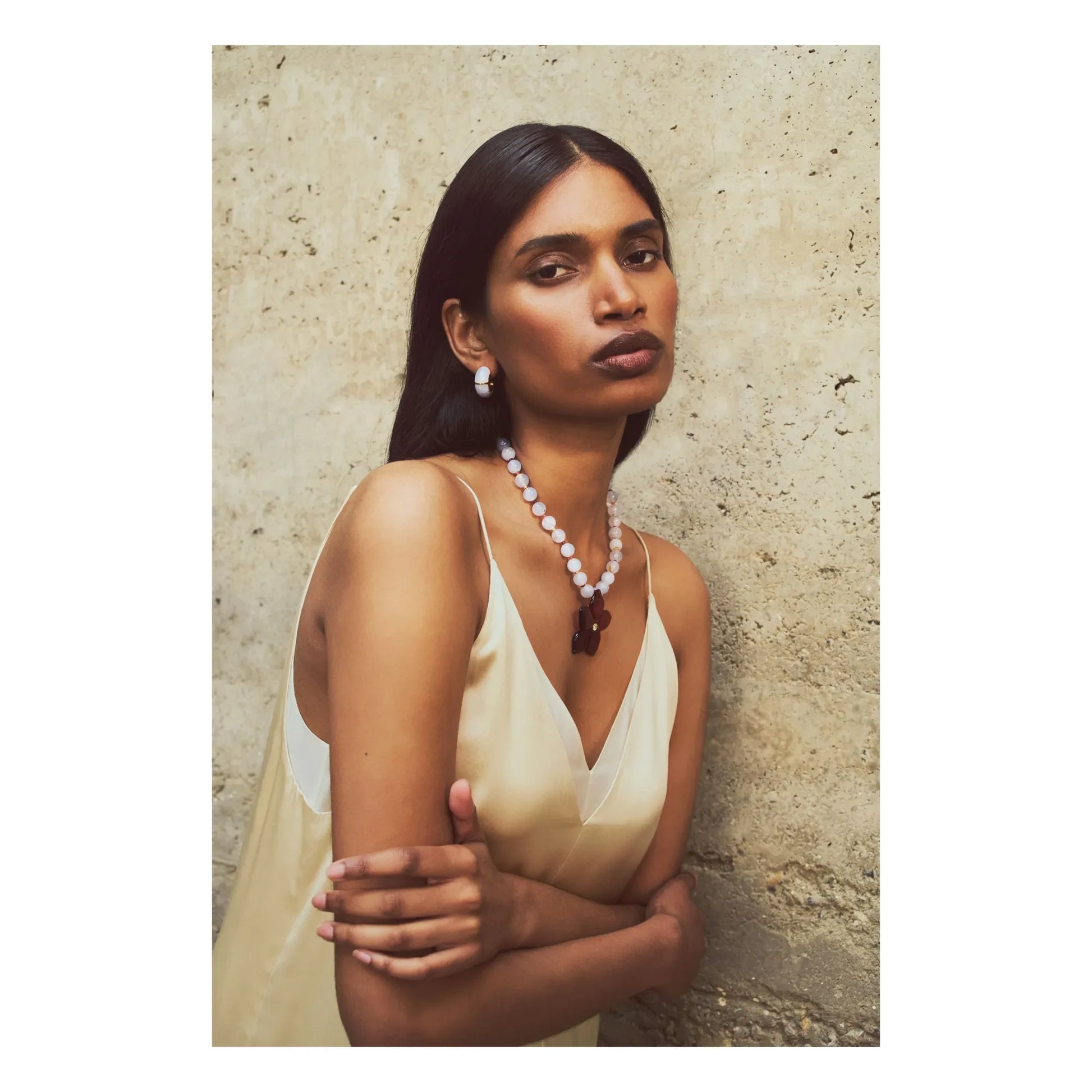 Lizzie Fortunato - Vinca necklace | Ecru